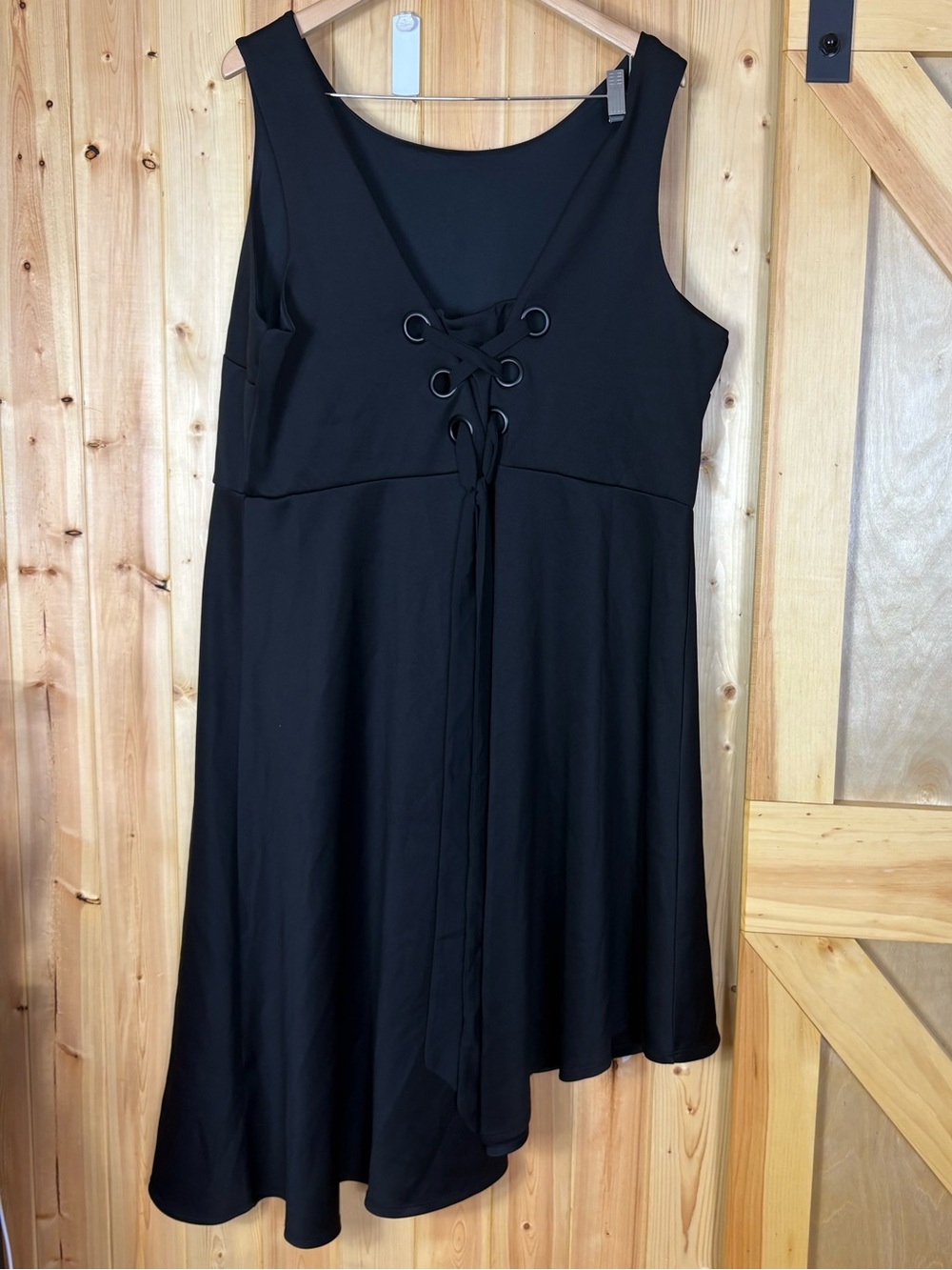 In Every Story Black Asymmetric Hem Midi Dress 2X Lace Up Adjustable Back - Picture 4 of 10